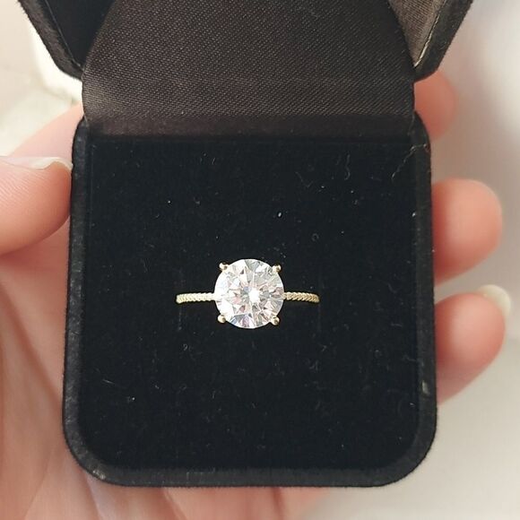 3 Carat Gold Plated Sterling Silver Engagement Ring - Picture 3 of 11